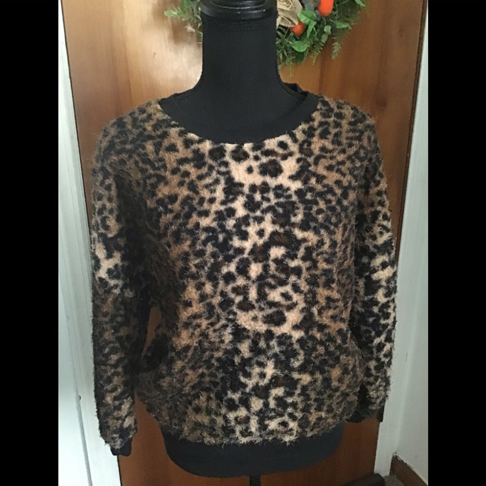 Stunning animal fuzzy print sweater